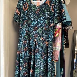 Lularoe Amelia